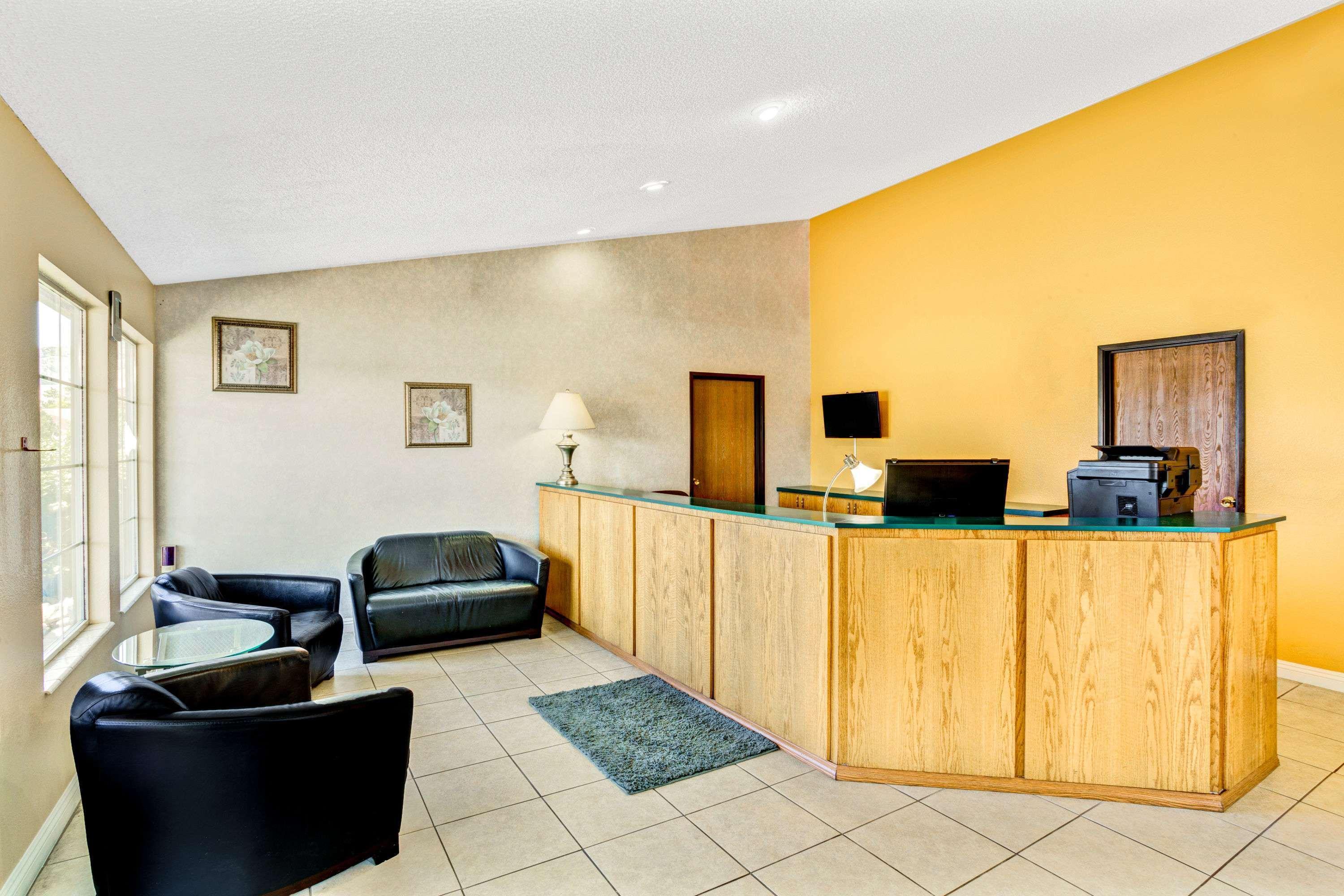 Days Inn By Wyndham Карсон-Сити Экстерьер фото