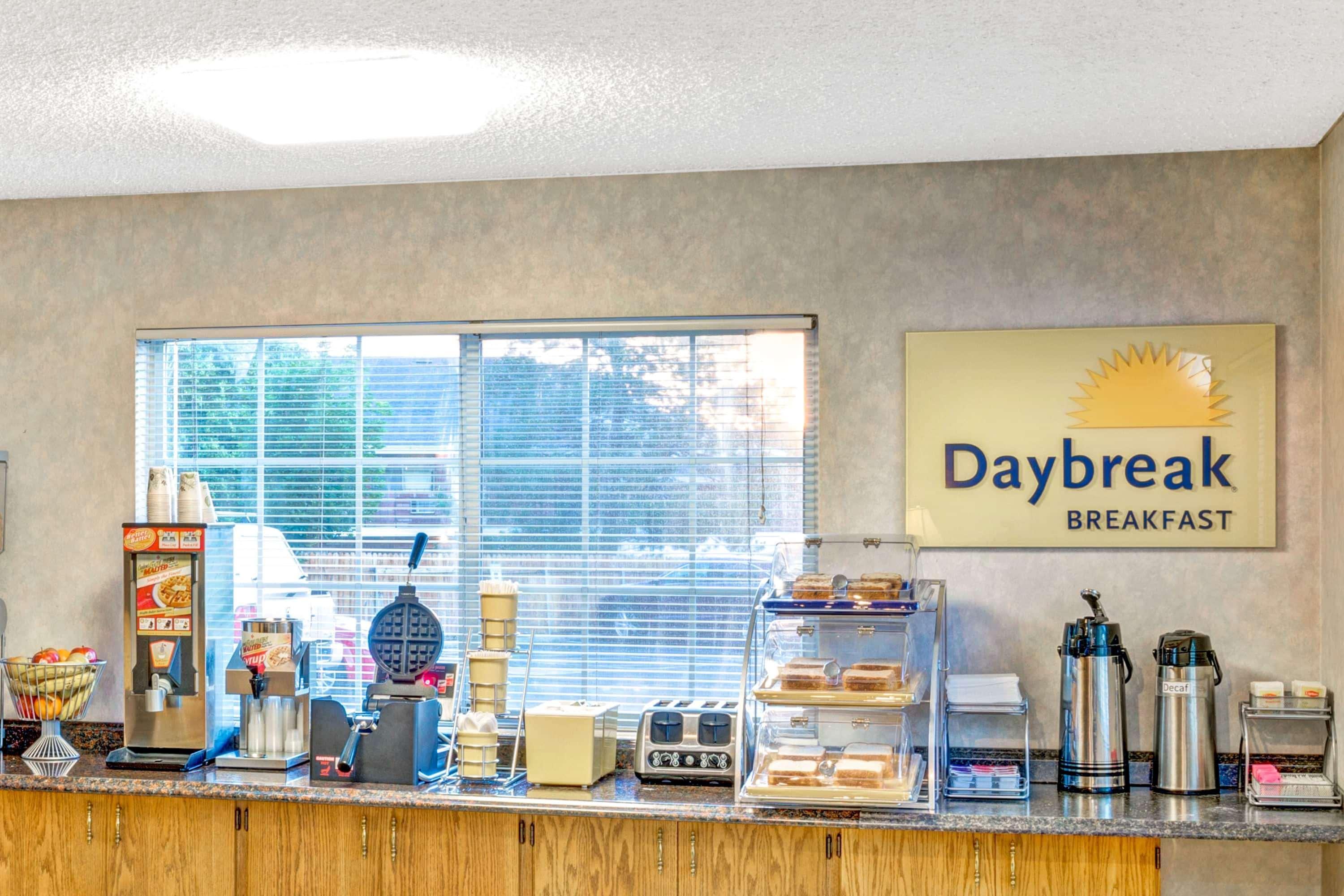 Days Inn By Wyndham Карсон-Сити Экстерьер фото